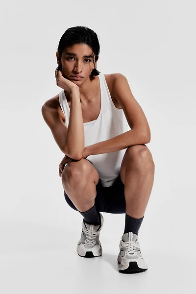 Débardeur de sport DryMove🅪