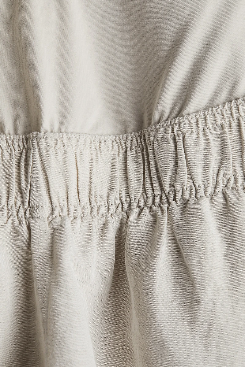 MAMA Linen-Blend Shorts