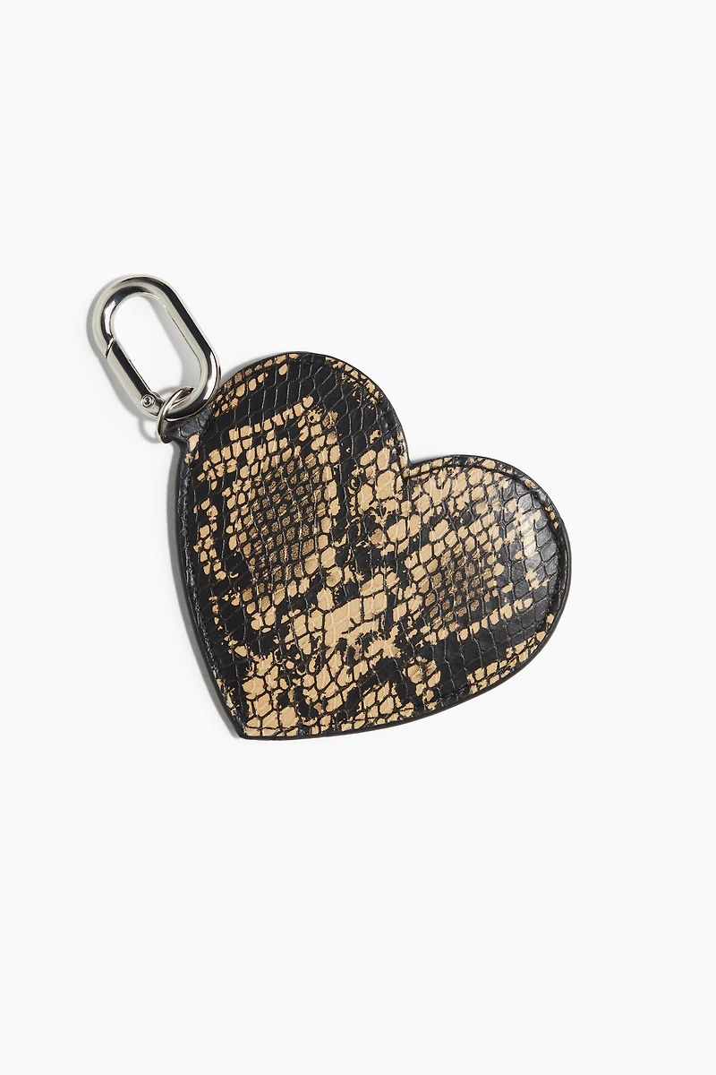 Heart-shaped comb bag charm