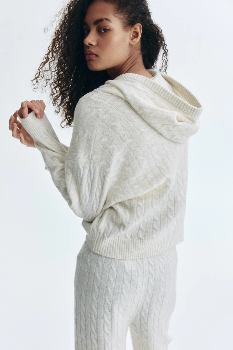 Gilet en tricot torsadé à fermeture éclair