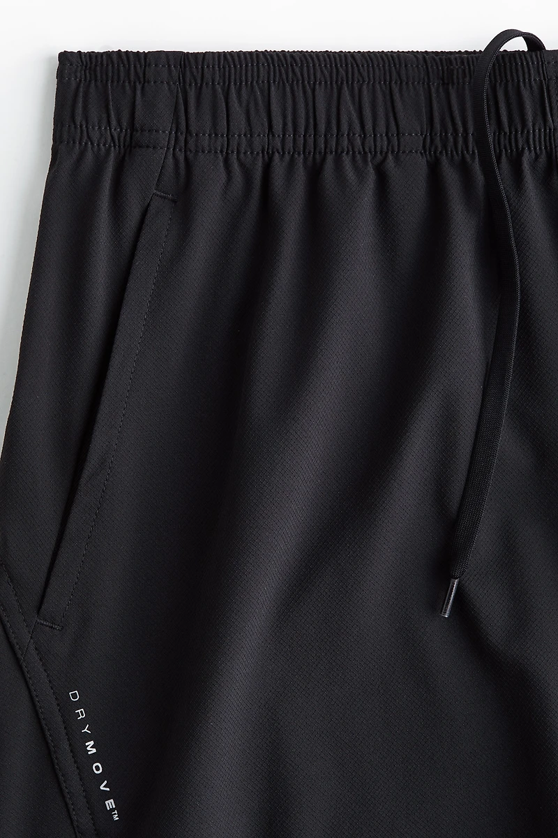 Sports Shorts with DryMove™