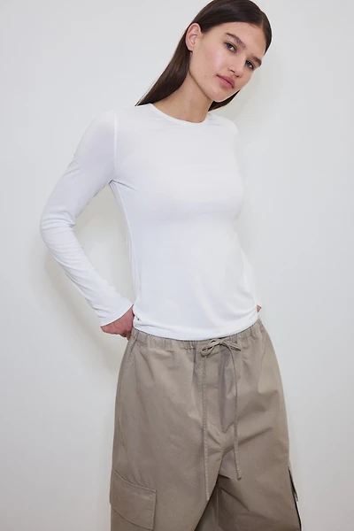 Haut chaud près du corps