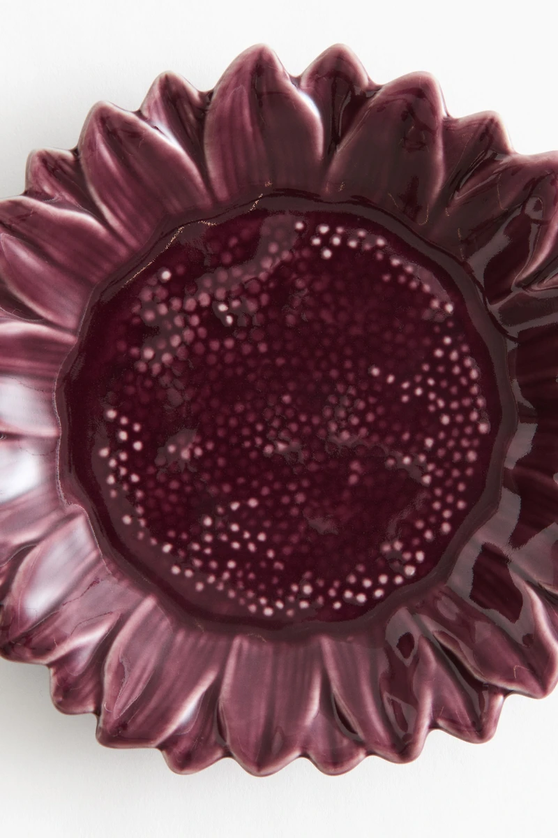 Sunflower-Shaped Medium-Sized Plate
