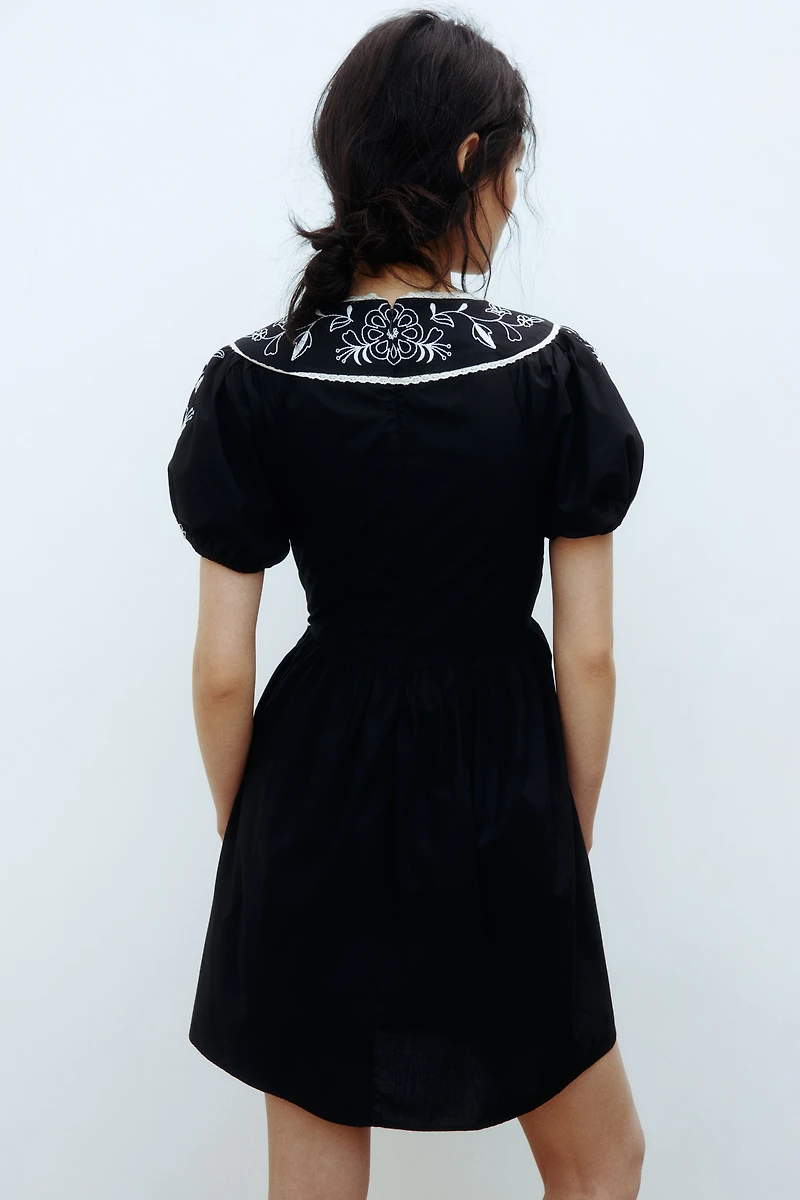 Embroidered poplin dress