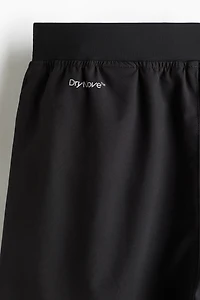 Mid-Length Sports Shorts with DryMove™