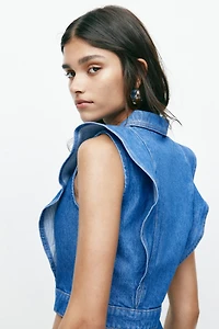 Chandail sans manches à volants en denim