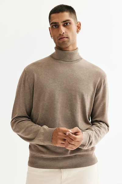 Chandail à col roulé classique