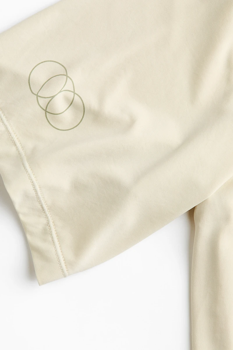 Loose-Fit Boxy Sports T-Shirt with DryMove™