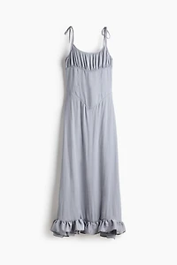 Robe à volant avec bretelles nouer