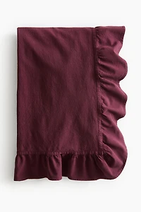 Ruffle-trimmed Tablecloth