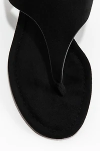 Sandales à petit talon