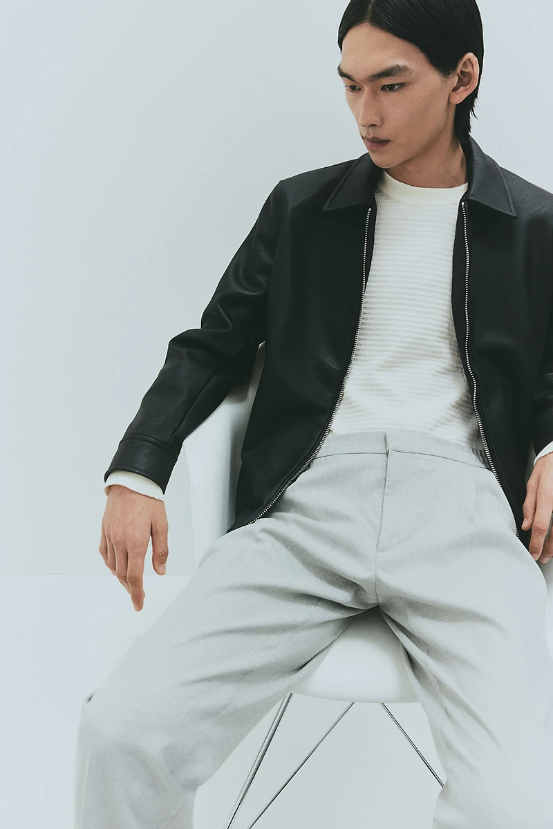 Pantalon classique avec plis