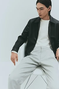 Pantalon classique avec plis