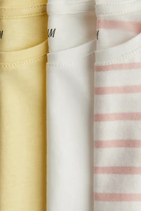 Lot de 3 hauts à manches volantées