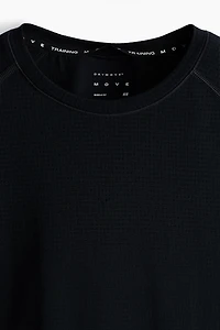 Muscle Fit Sports T-Shirt with DryMove™