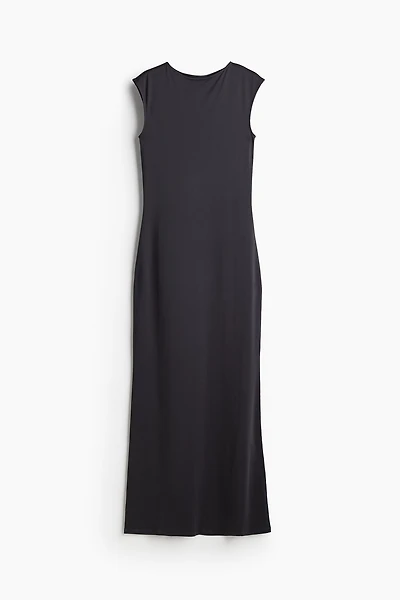 Robe moulante avec jupe sirène