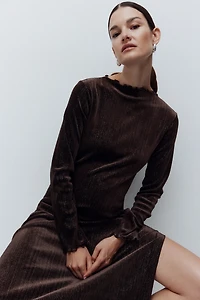 MAMA Glittery velour dress