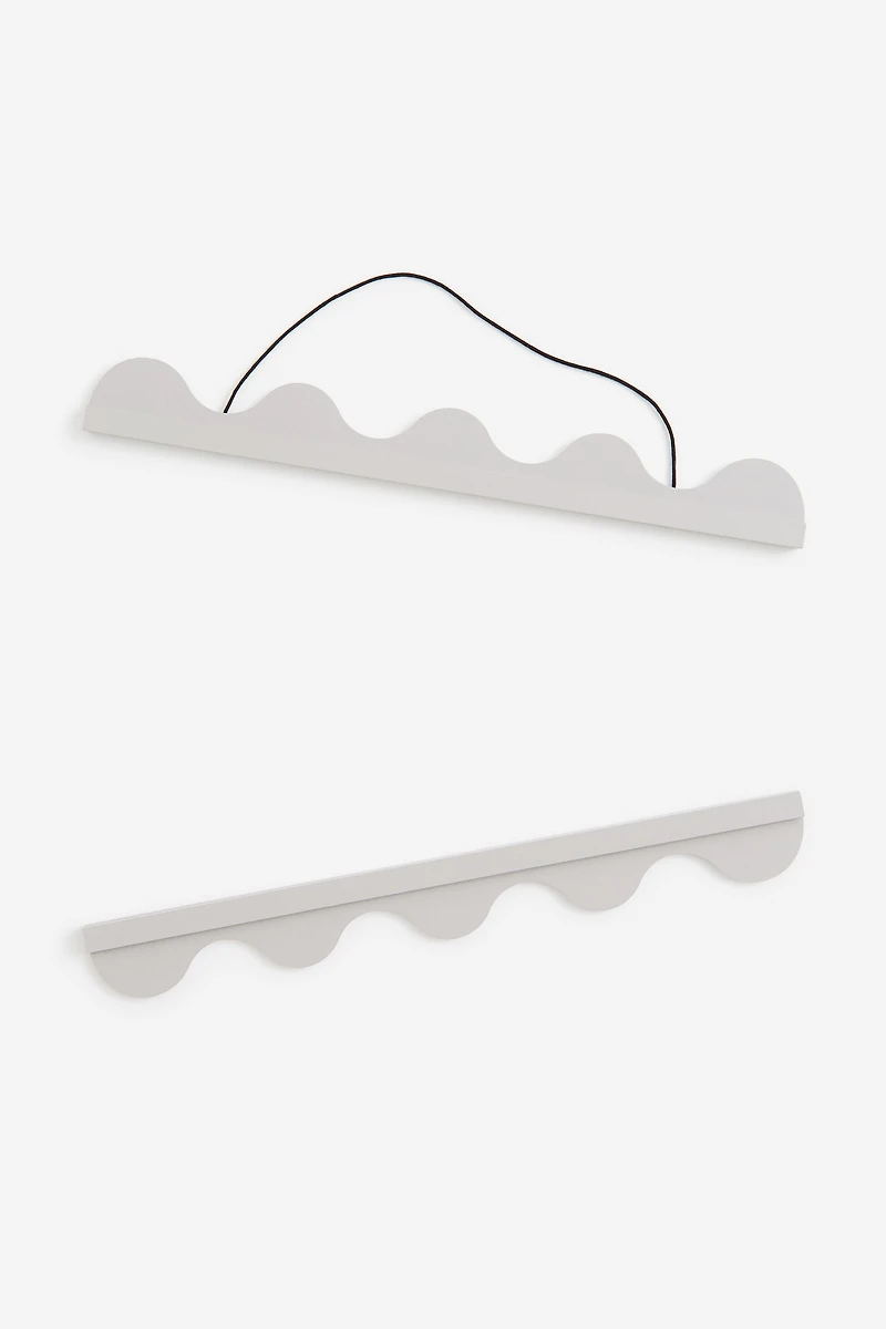 Wavy-edge Poster Hanger