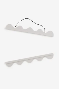 Wavy-edge Poster Hanger