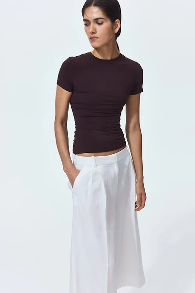 T-shirt extensible ajusté