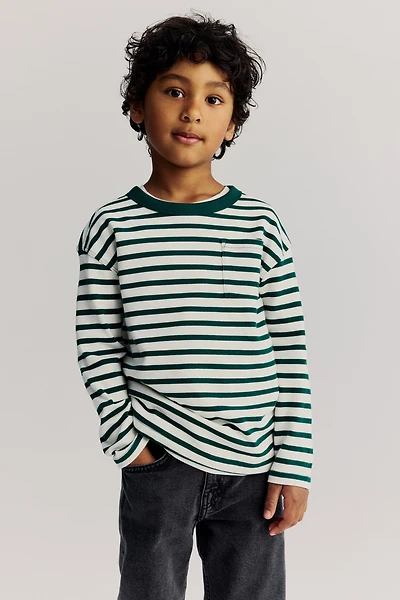Long-sleeved T-shirt