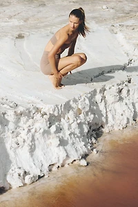 SculptMove™ Medium Support Bandeau Sports Bra