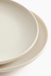 Lot de 2 petites assiettes avec glaçure réactive