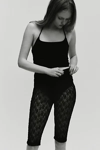 Pantalon Capri avec dentelle