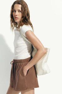 Short en molleton avec cordon de serrage