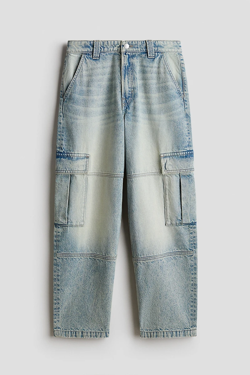 Baggy Fit Cargo Jeans