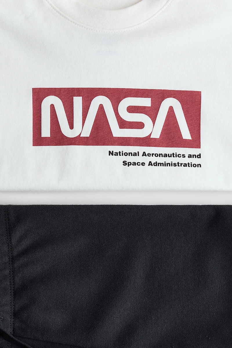 Ensemble 2 pièces T-shirt et short en molleton