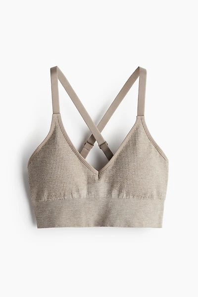 Seamless Medium-Support Sports Bra with DryMove™