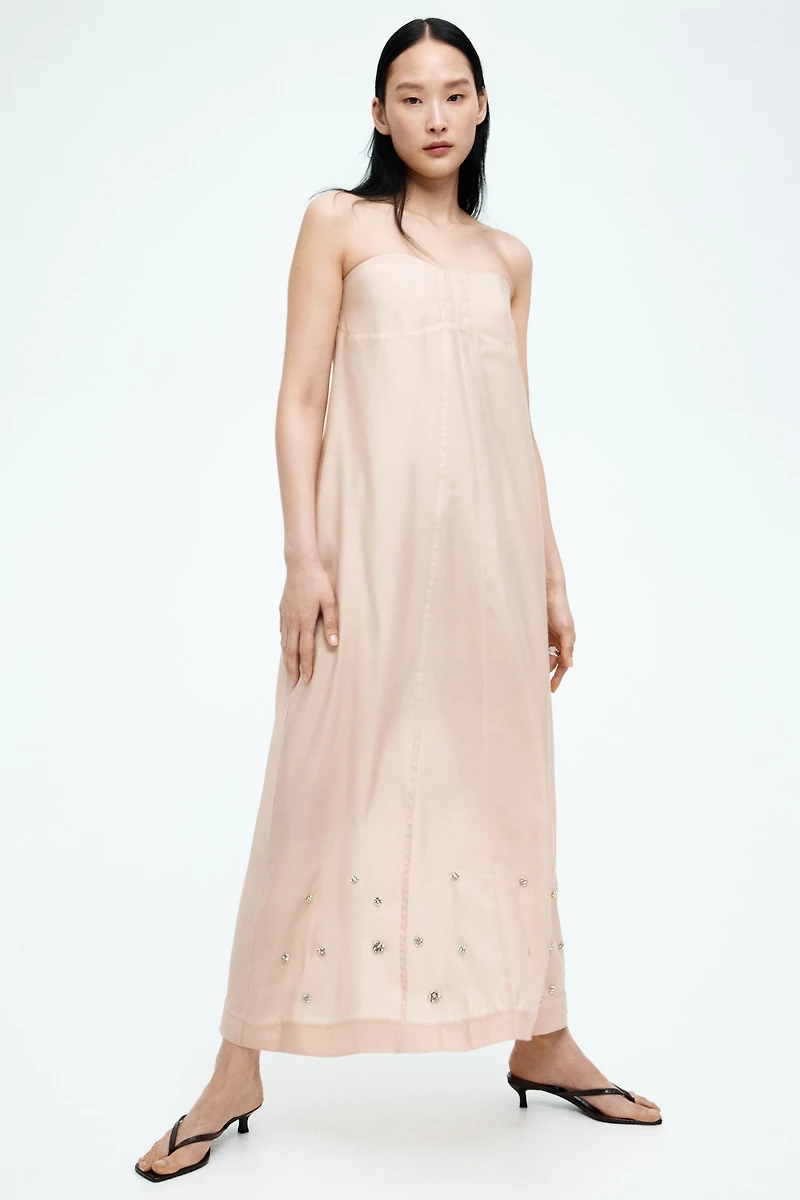 Robe bandeau ornementée