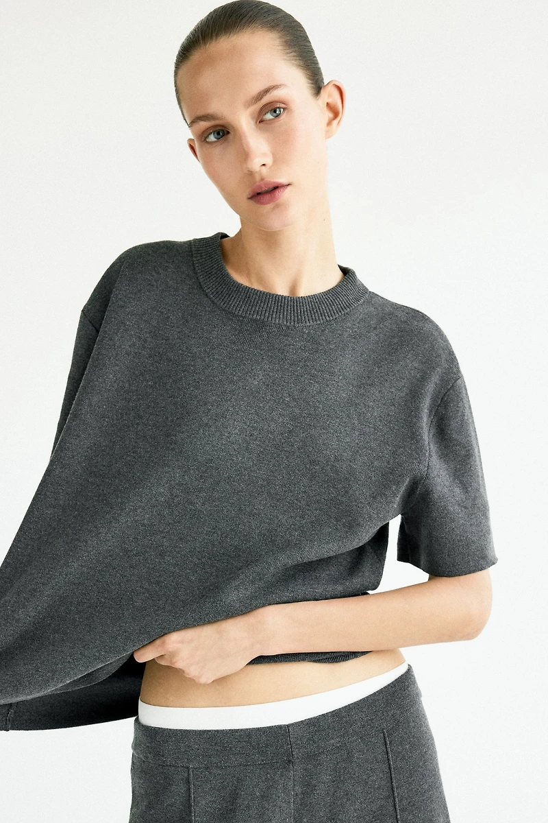 Wide-Leg Fine-Knit Pants