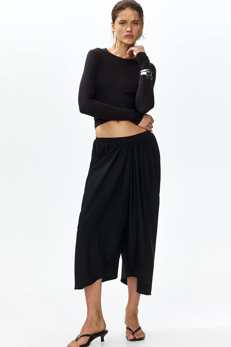 Cropped Barrel-Leg Pants
