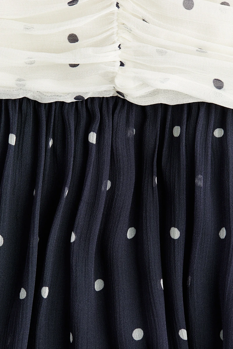 Robe froncée à bretelles fines