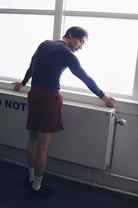 Mid-Length Sports Shorts with DryMove™