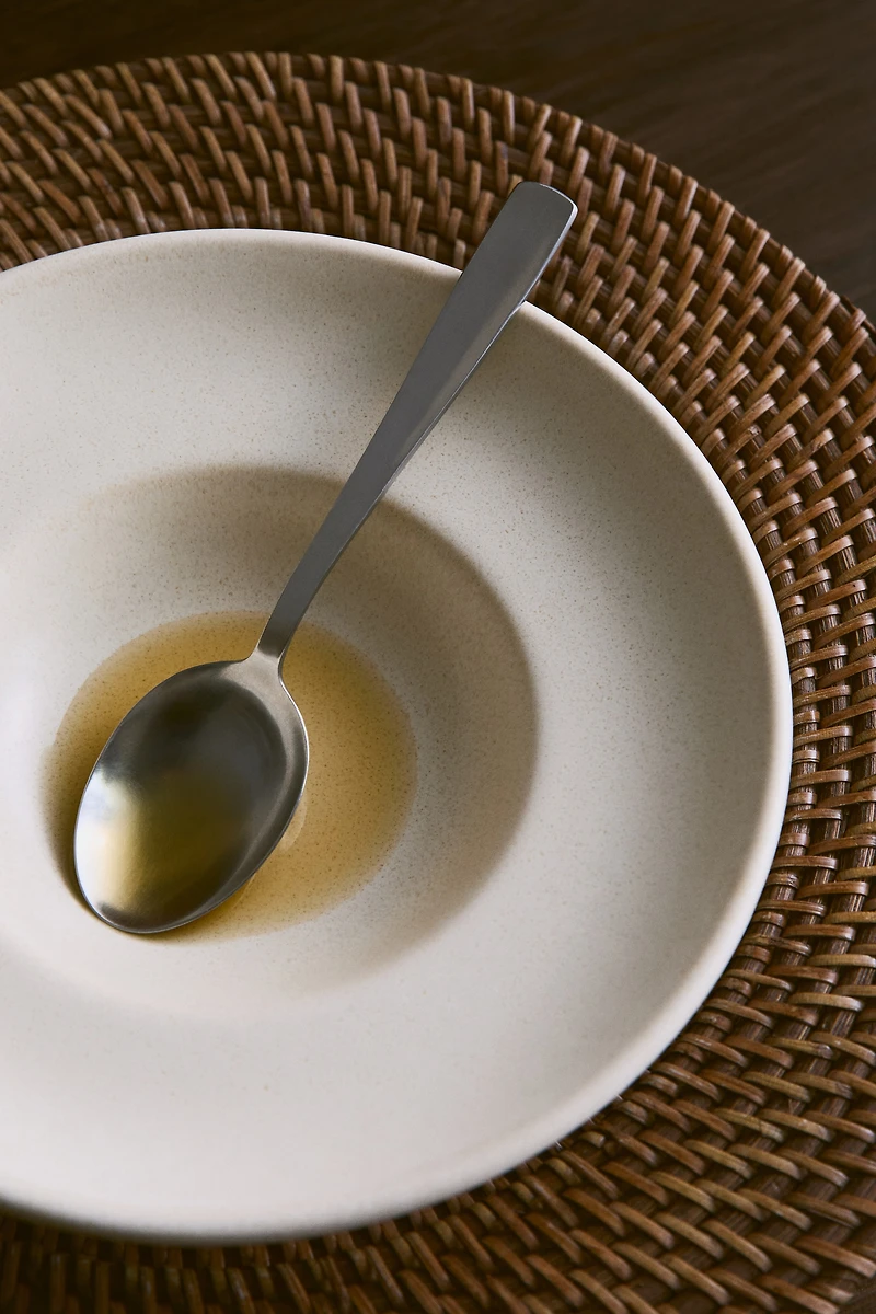 Lot de 2 plats de présentation en rotin