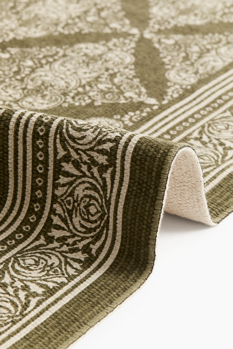 Patterned Rug with Fringe