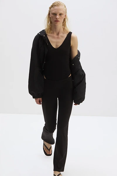 Sculpting Sleeveless Thong Bodysuit