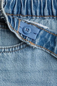 Loose Fit Jeans
