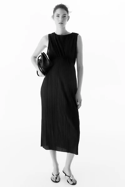 MAMA Plissé Dress