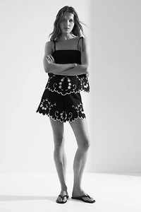 Linen-Blend Shorts with Embroidery