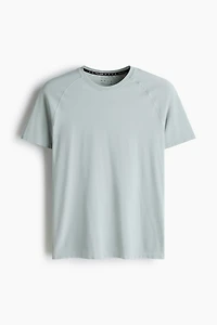 Muscle Fit Sports T-Shirt with DryMove™