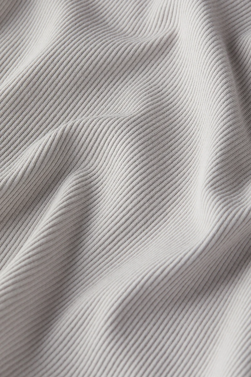 Ribbed Crop T-shirt