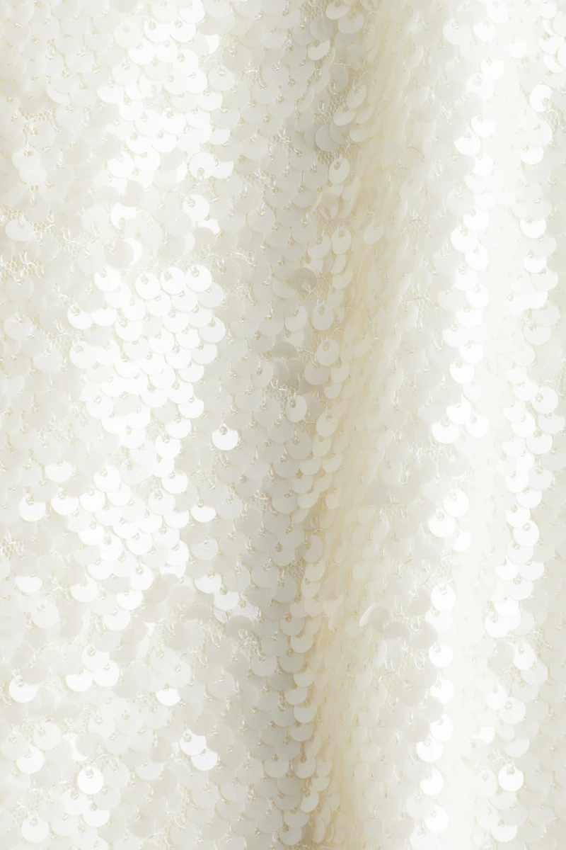 Robe à sequins avec grande boucle