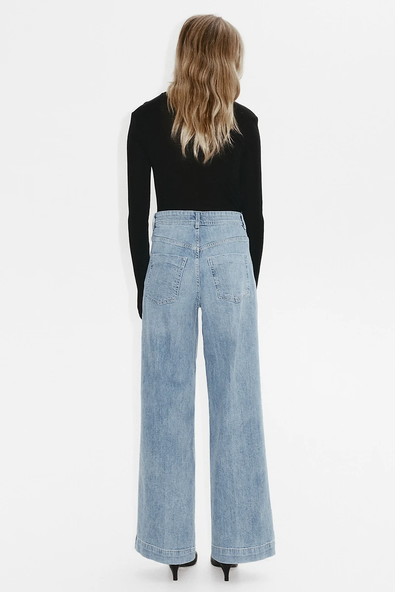 Wide High Jeans
