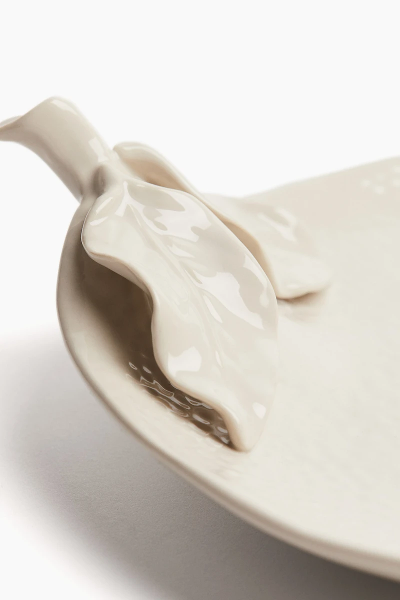 Lemon-shaped Stoneware Serving Plate