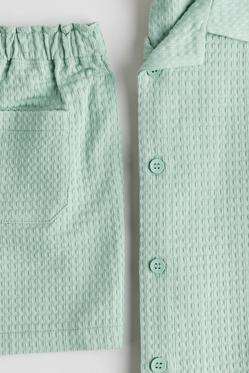 2-Piece Shirt and Shorts Set