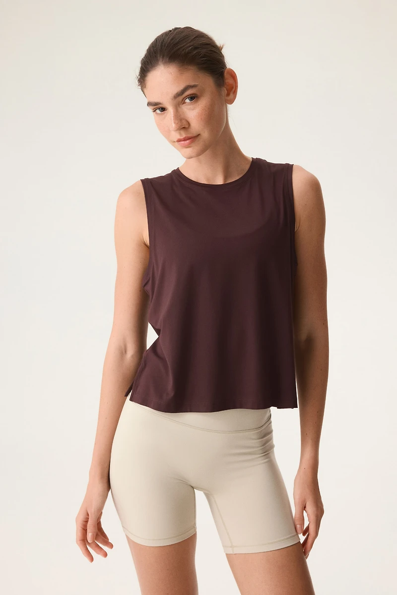 Boxy Sports Tank Top with DryMove™